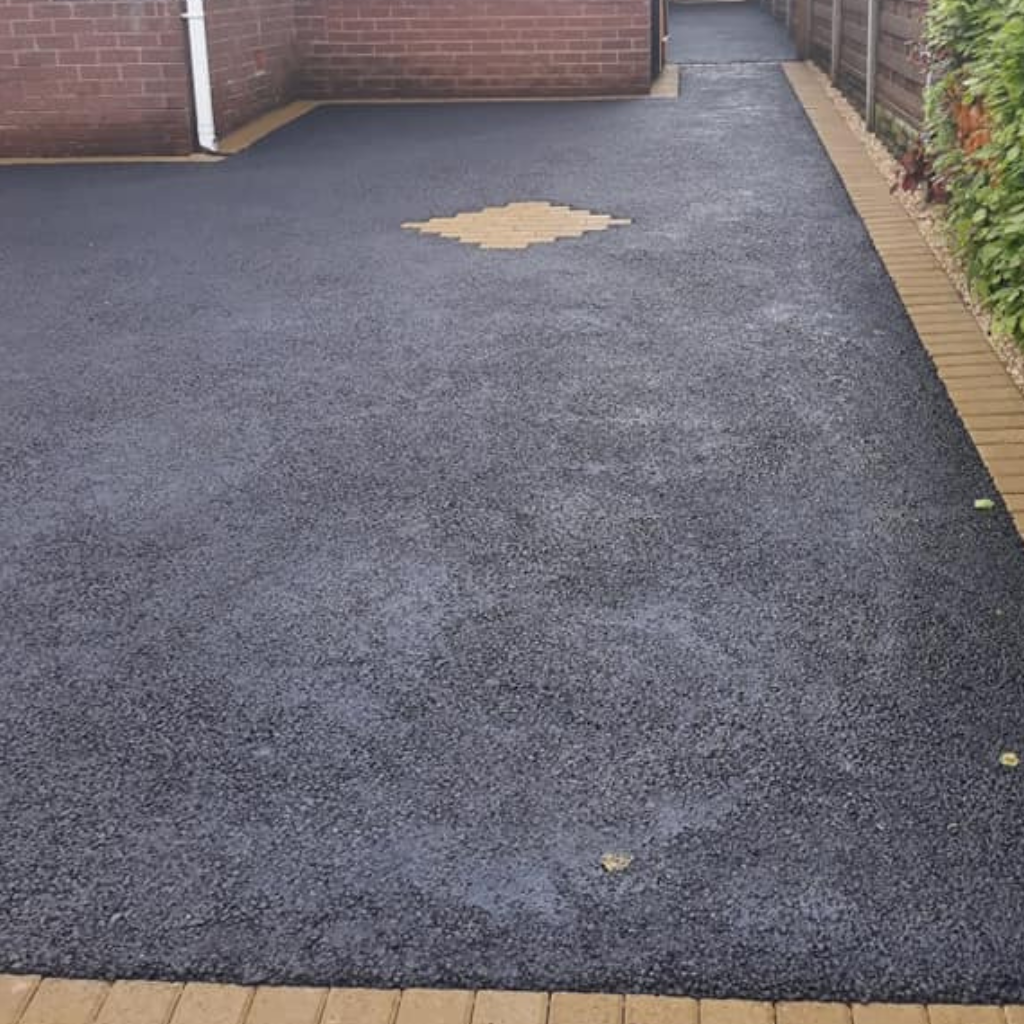 Tarmac Driveway Professional Solutions by Elton driveway company